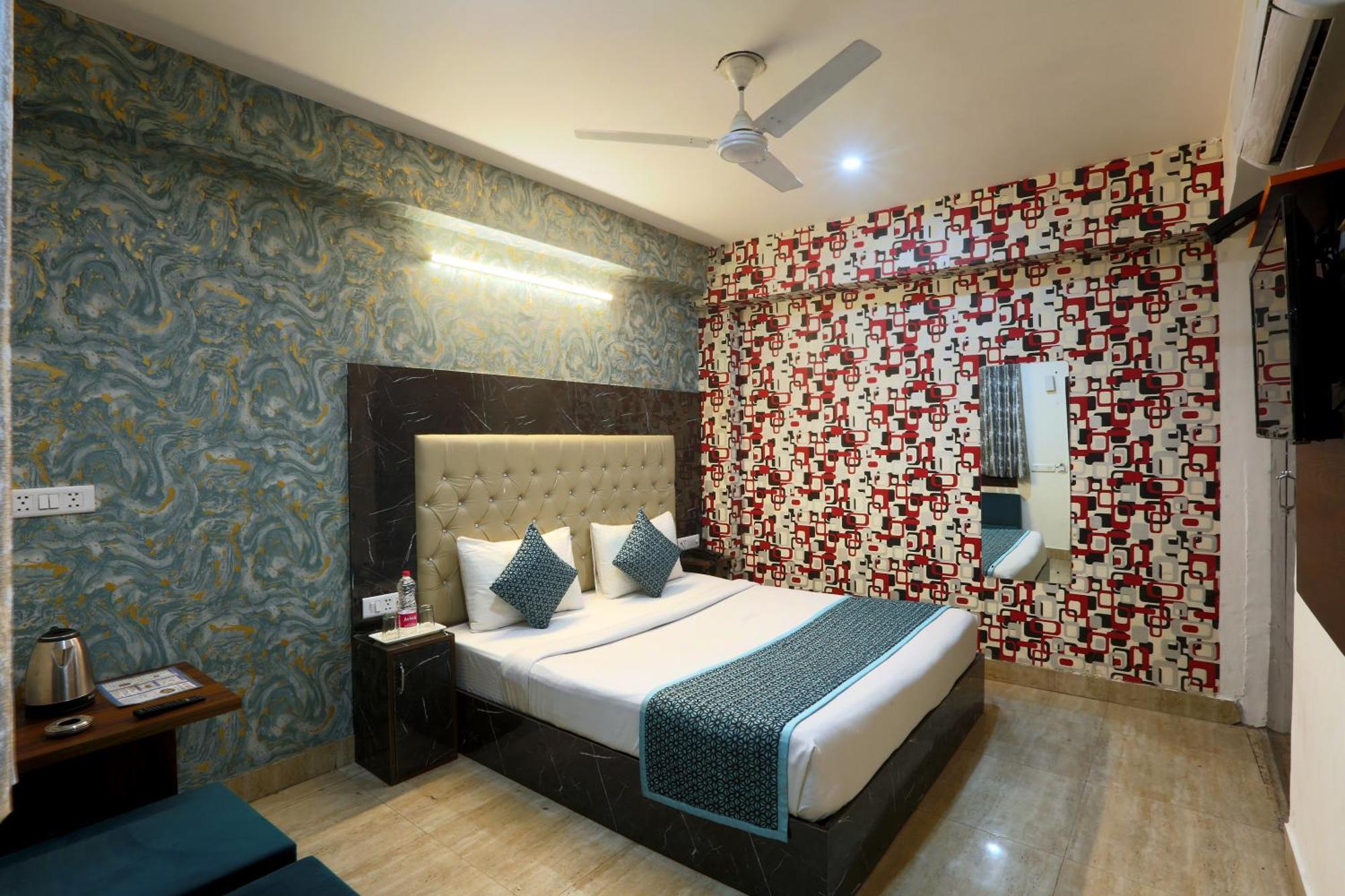 Skywood At Airport Hotel New Delhi