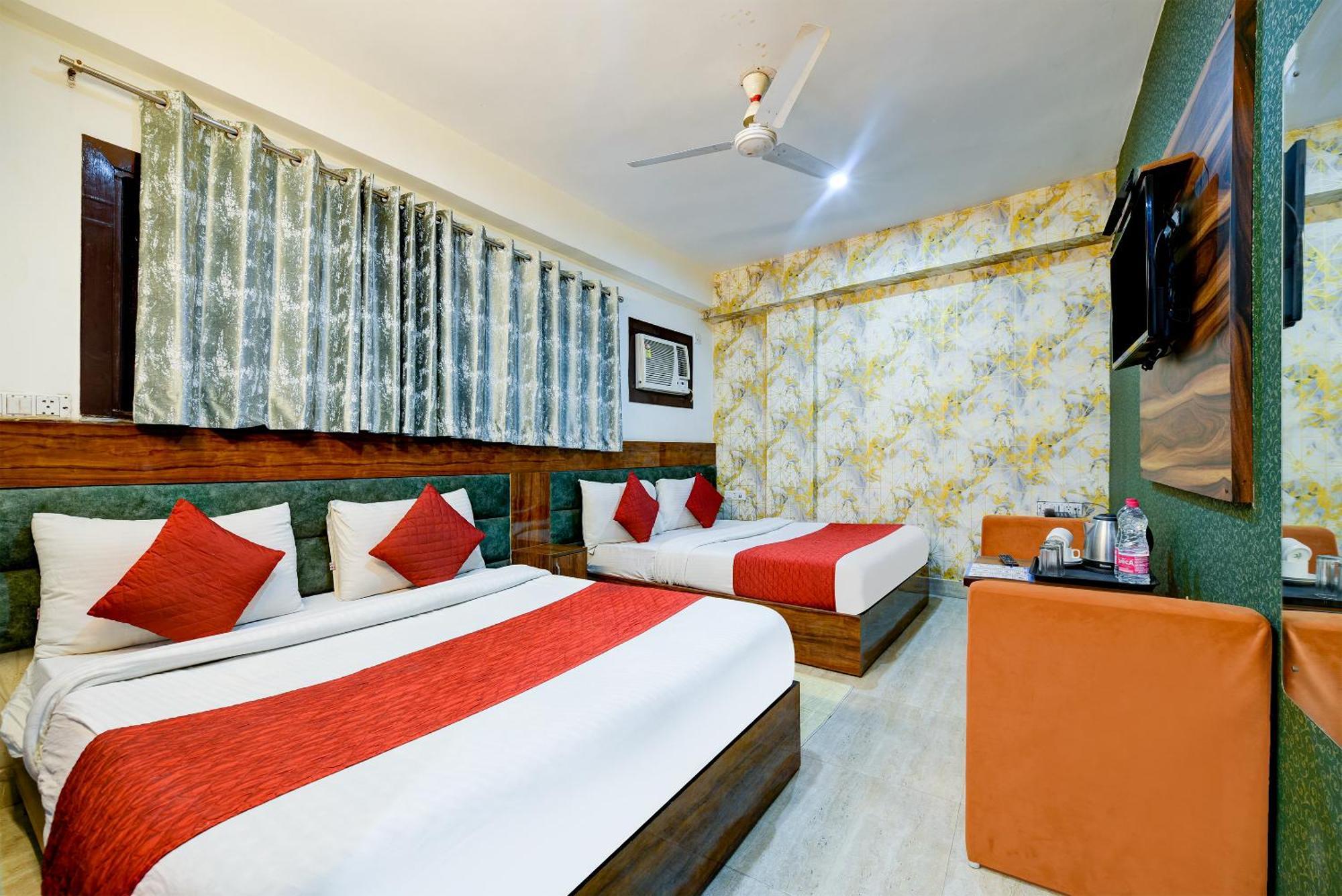 Hotel Skywood At Airport New Delhi