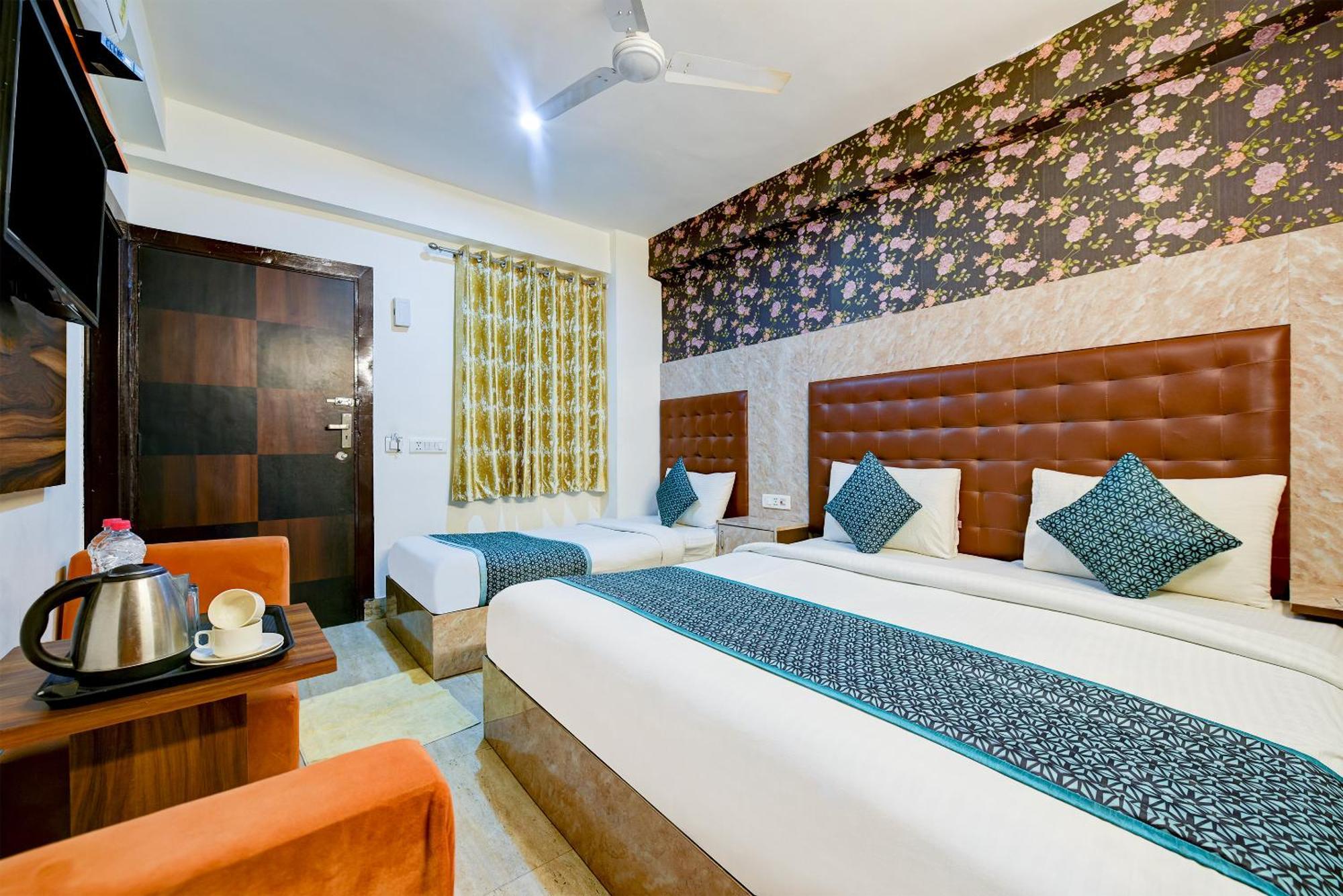 Skywood At Airport Hotel New Delhi