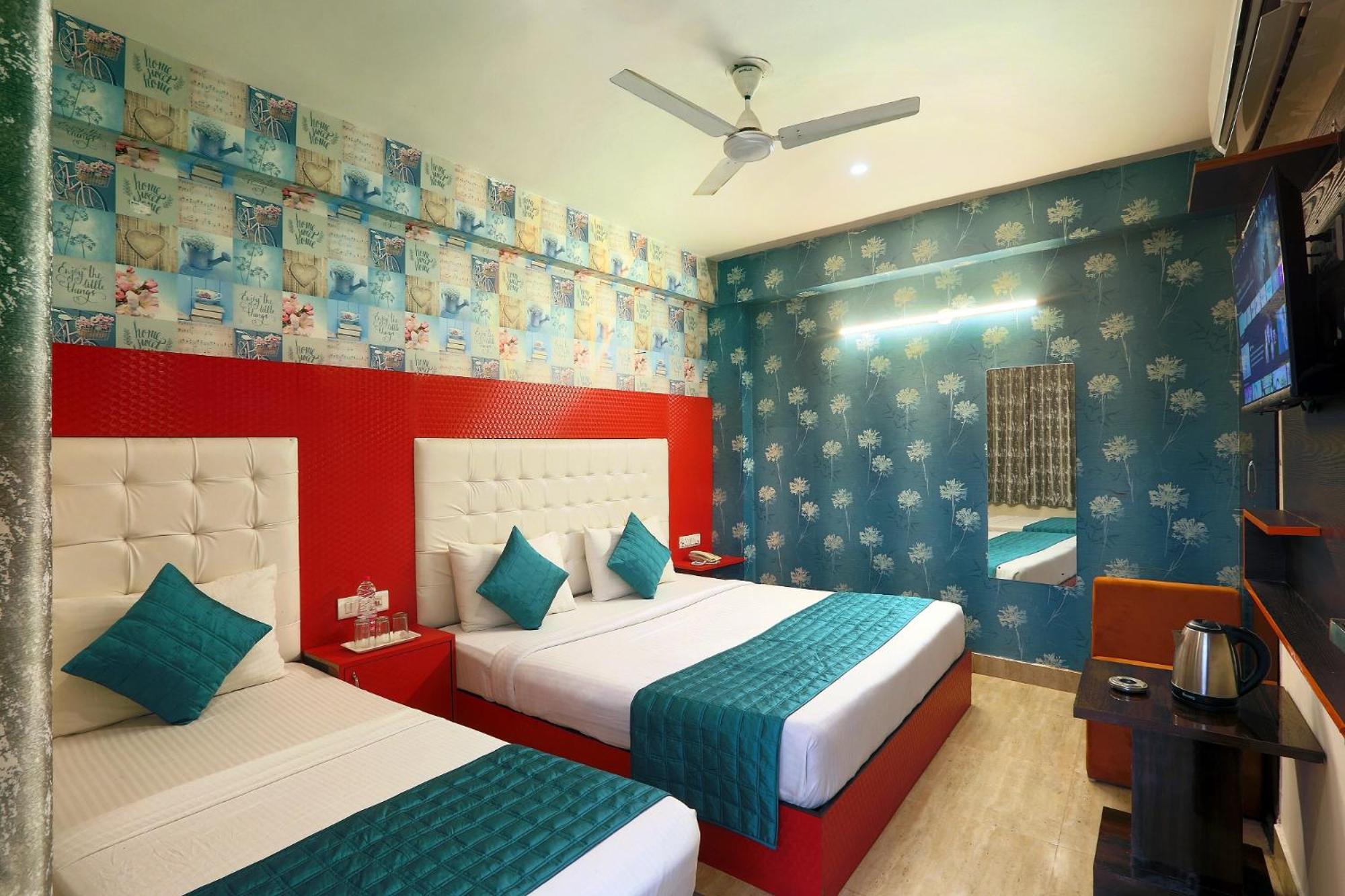 Hotel Skywood At Airport New Delhi