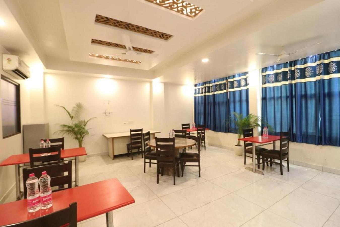 Skywood At Airport Hotel *
